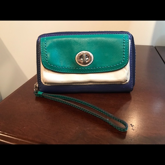 Coach Vintage Legacy Wallet - Picture 1 of 5